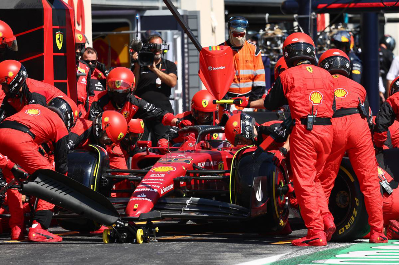 フェラーリF1代表 「カルロス・サインツJr.の戦略は正しい判断」