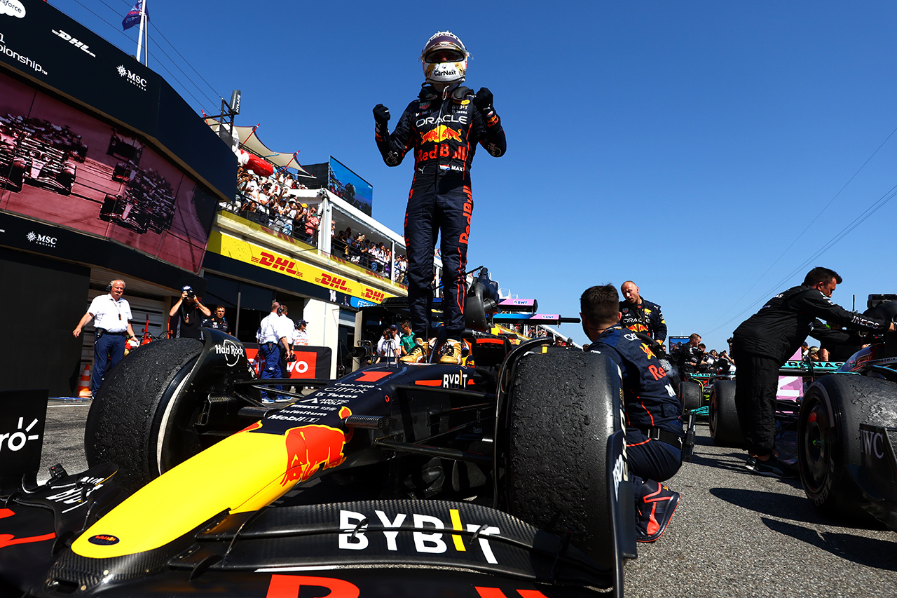 レッドブルF1首脳 「RB18の開発はシーズン後半まで継続する」