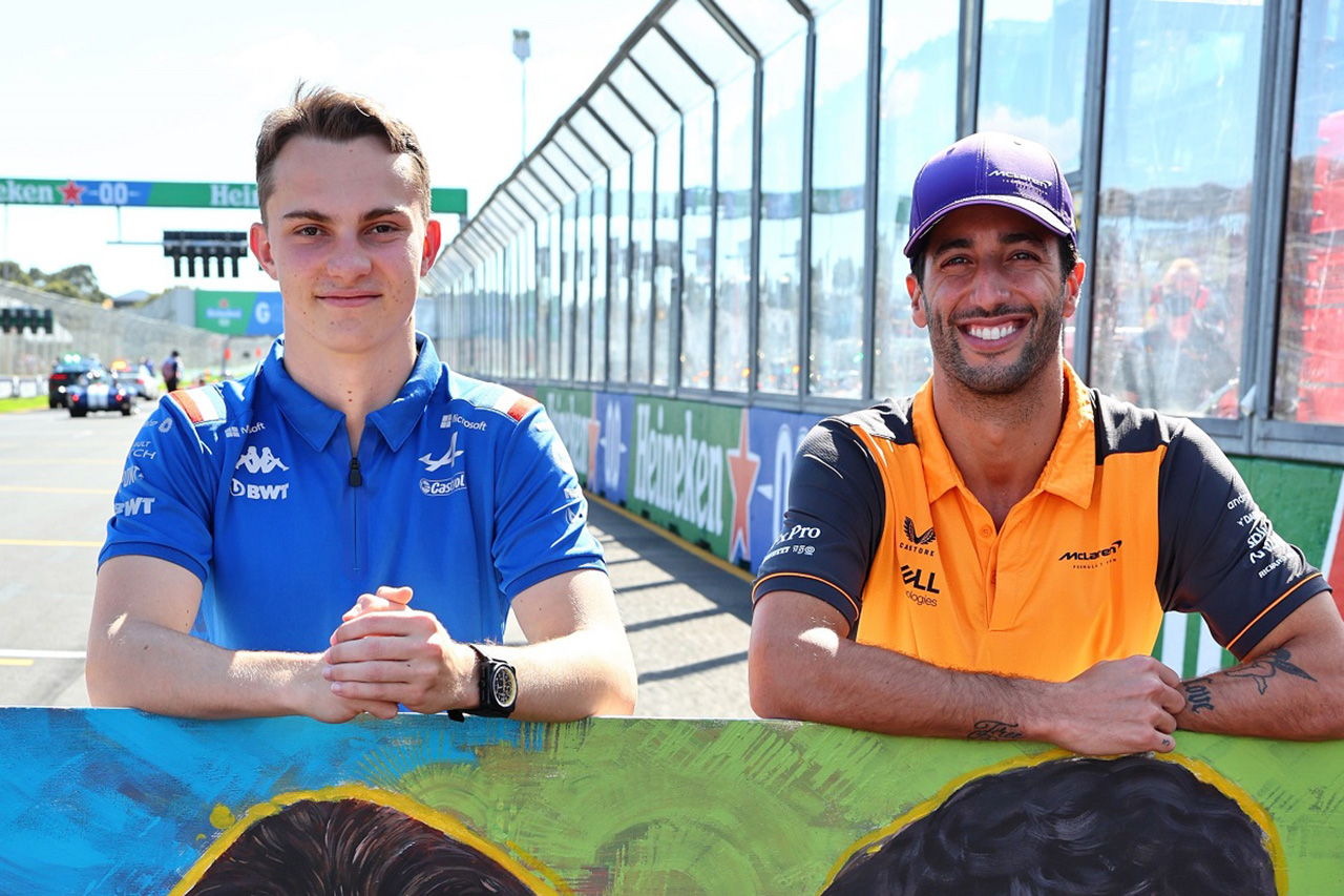 マクラーレンF1、リカルドに2023年のピアストリと交代を通達との報道