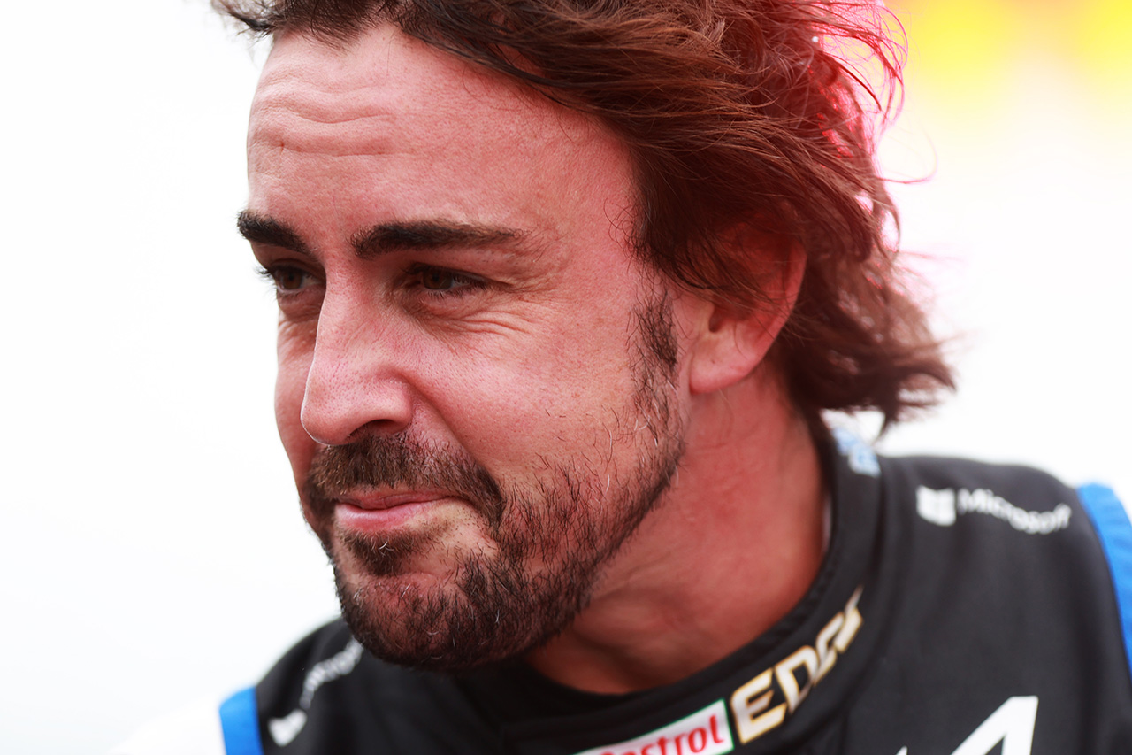 アルピーヌF1代表 「アロンソのアストン移籍にはお金の要因もある」