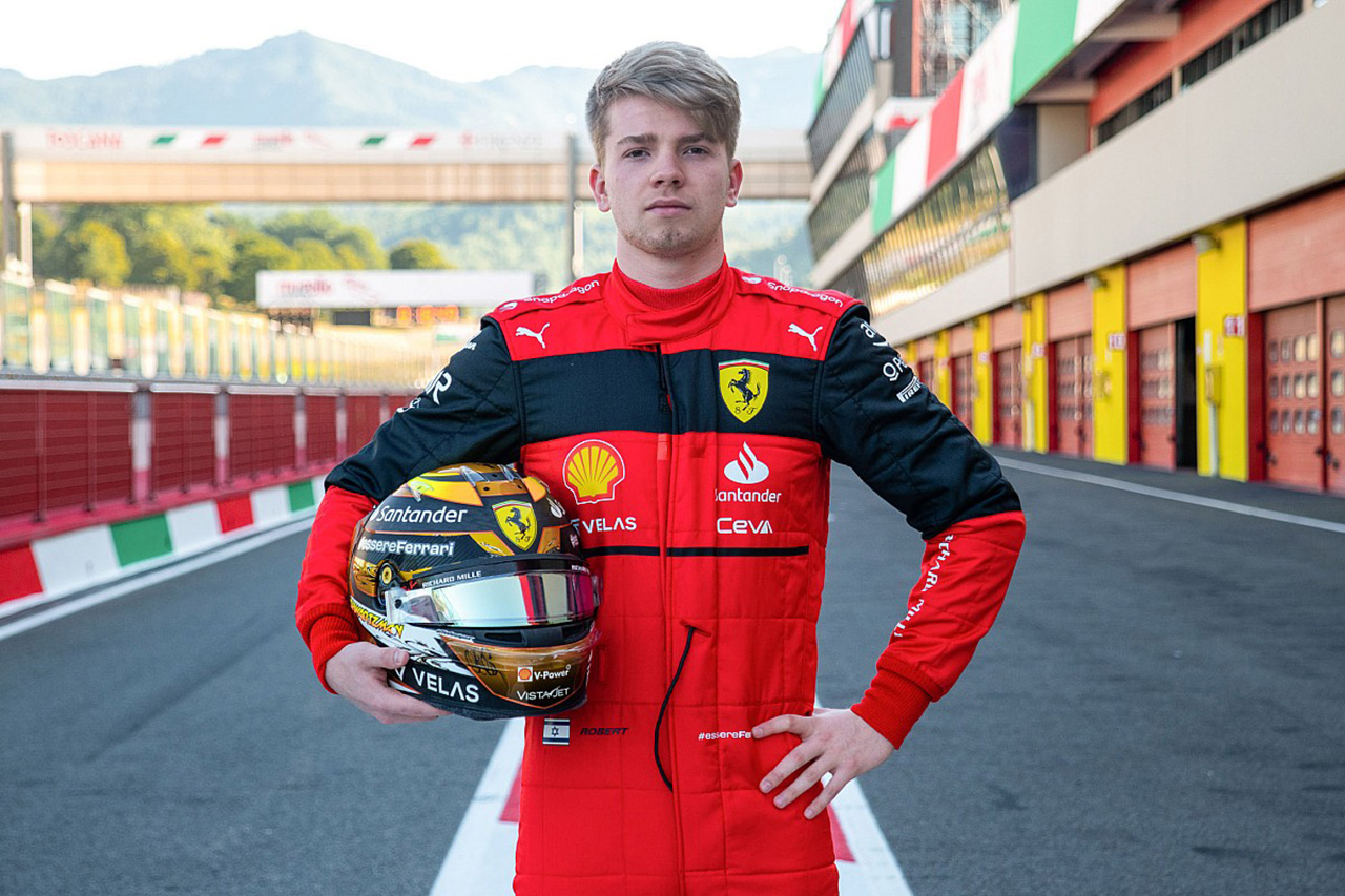 フェラーリF1、ロバート・シュワルツマンをルーキーFP1に起用
