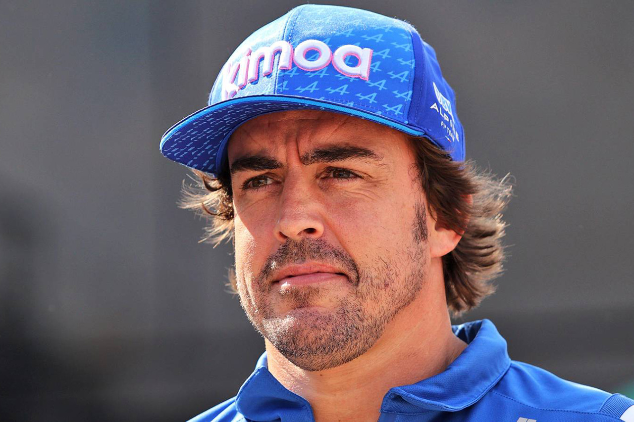 フェルナンド・アロンソ 「アストンマーティンF1とは2年契約」