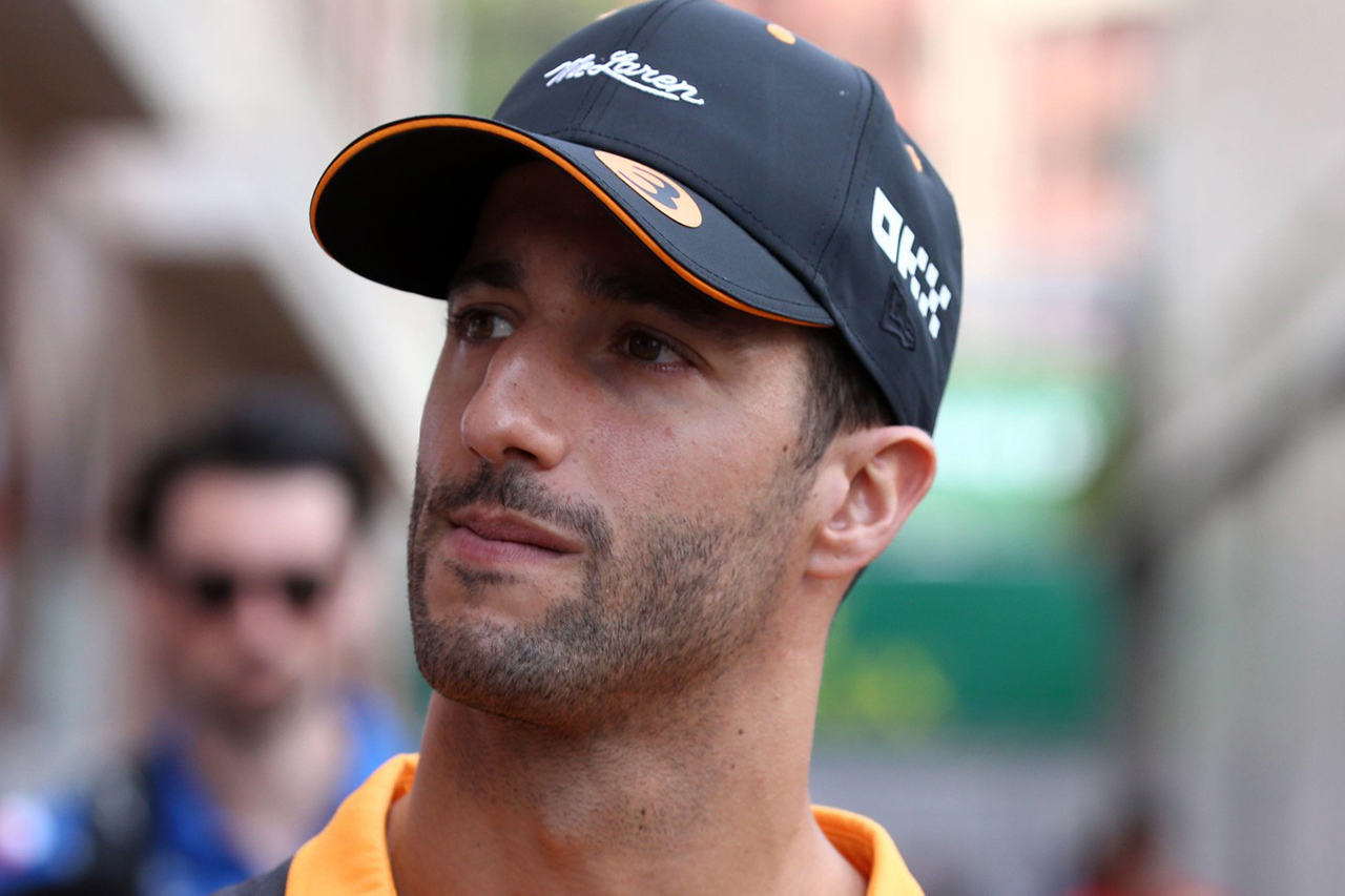 元F1王者デイモン・ヒル 「ダニエル・リカルドのペースはどこにいった?」