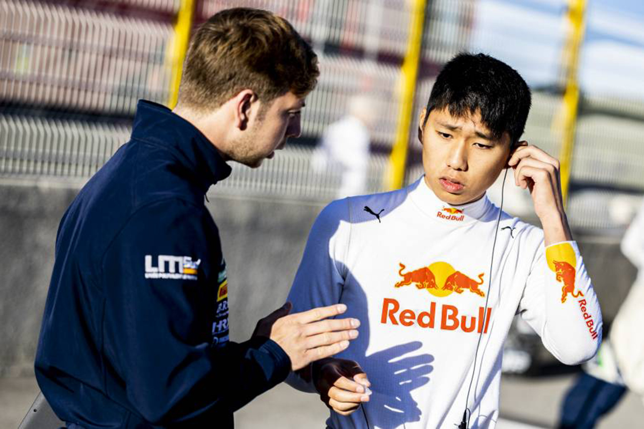 レッドブルF1育成の荒尾創大、レース1で3位表彰台 タイトル争いに生き残る