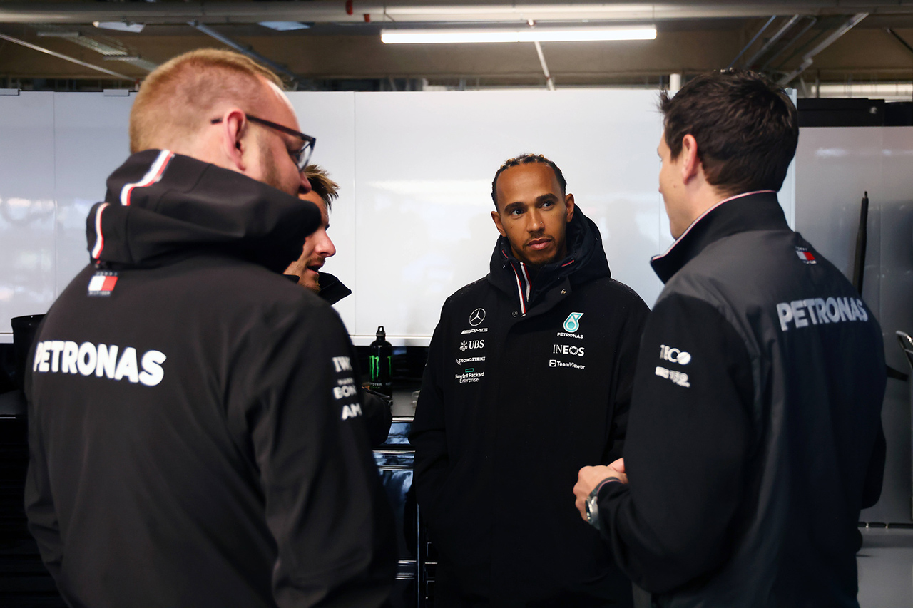 ルイス・ハミルトン 「メルセデスF1は2023年に勝てると1000%確信」