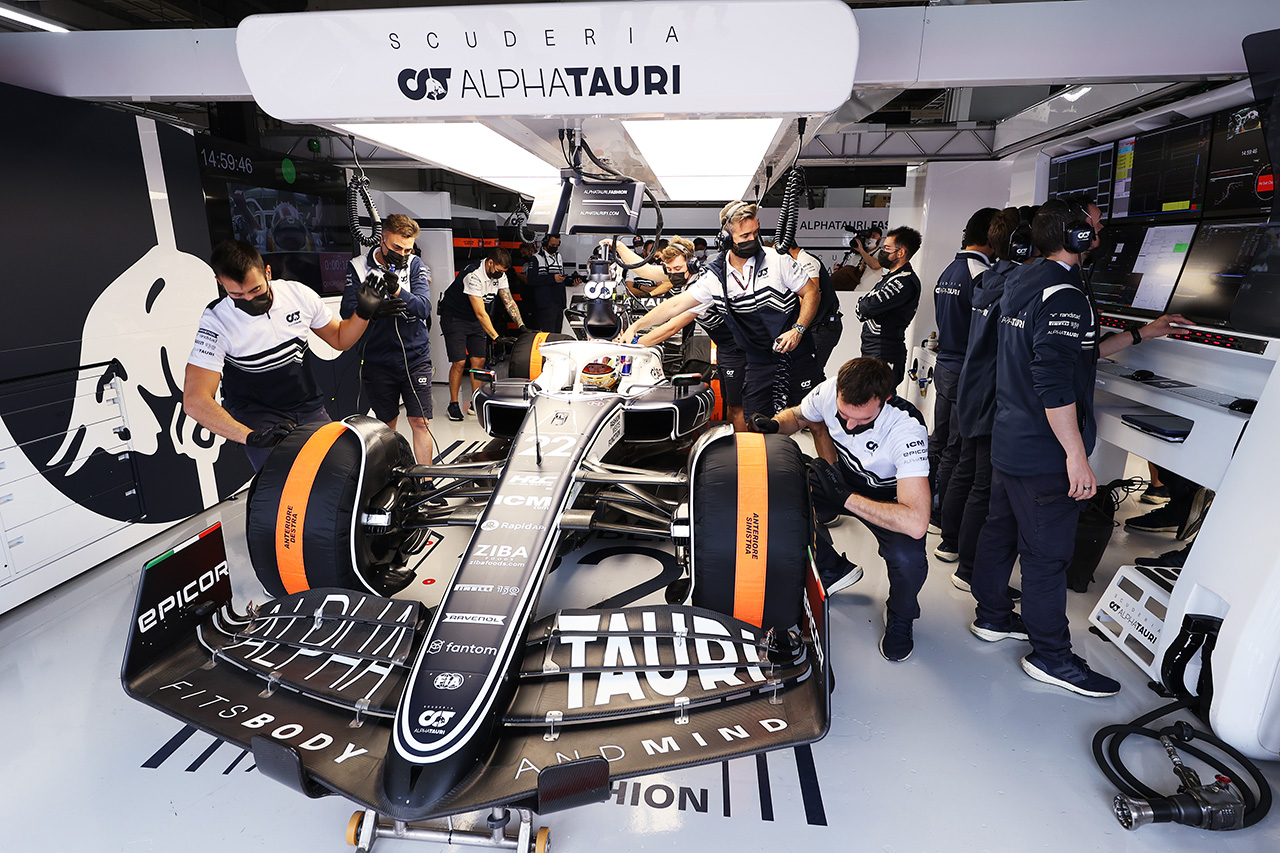 アルファタウリF1 「ブレーキの素材に問題が生じた。原因を分析する」