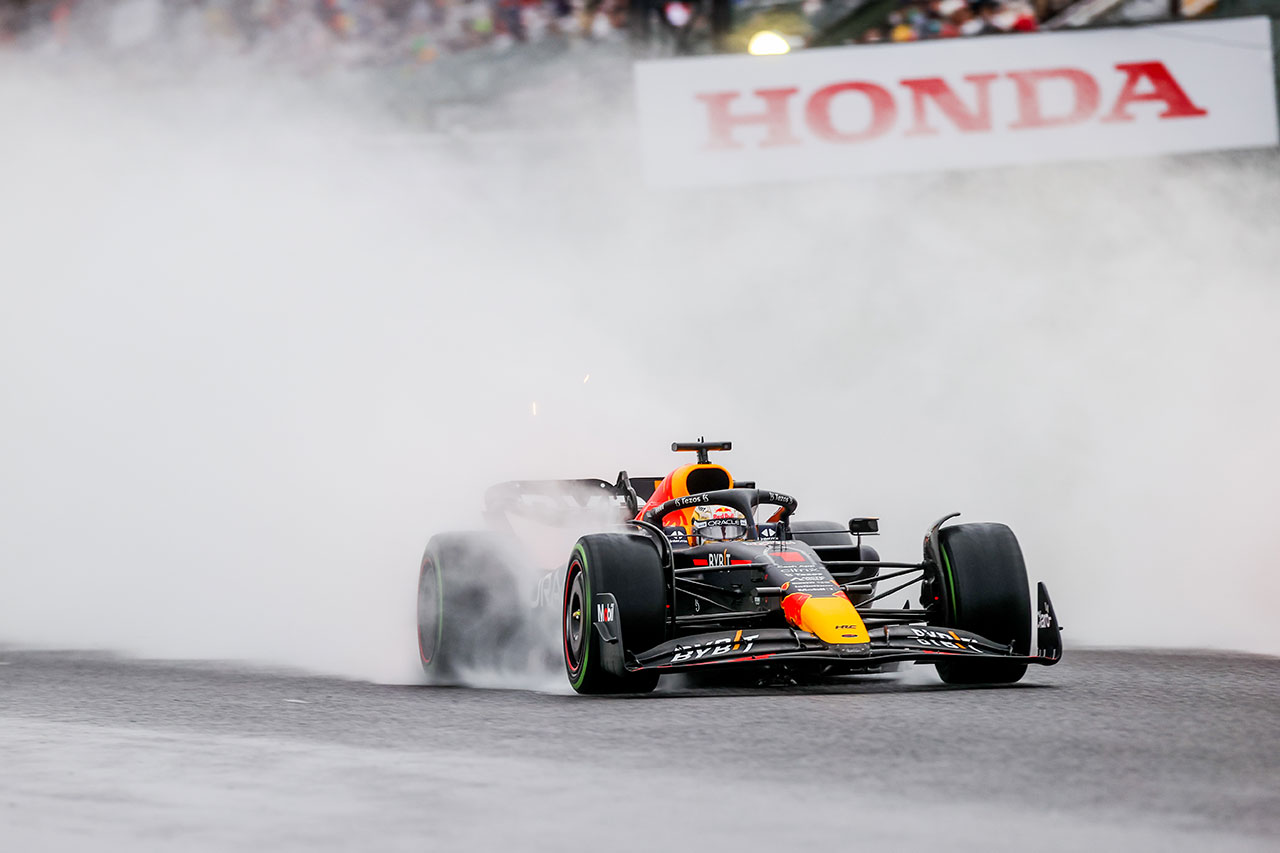 マックス・フェルスタッペン、ピレリに雨天用F1タイヤのテストを申し出