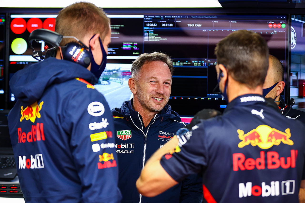 レッドブルF1代表 「ポルシェはチームに官僚主義を持ち込むリスクがあった」
