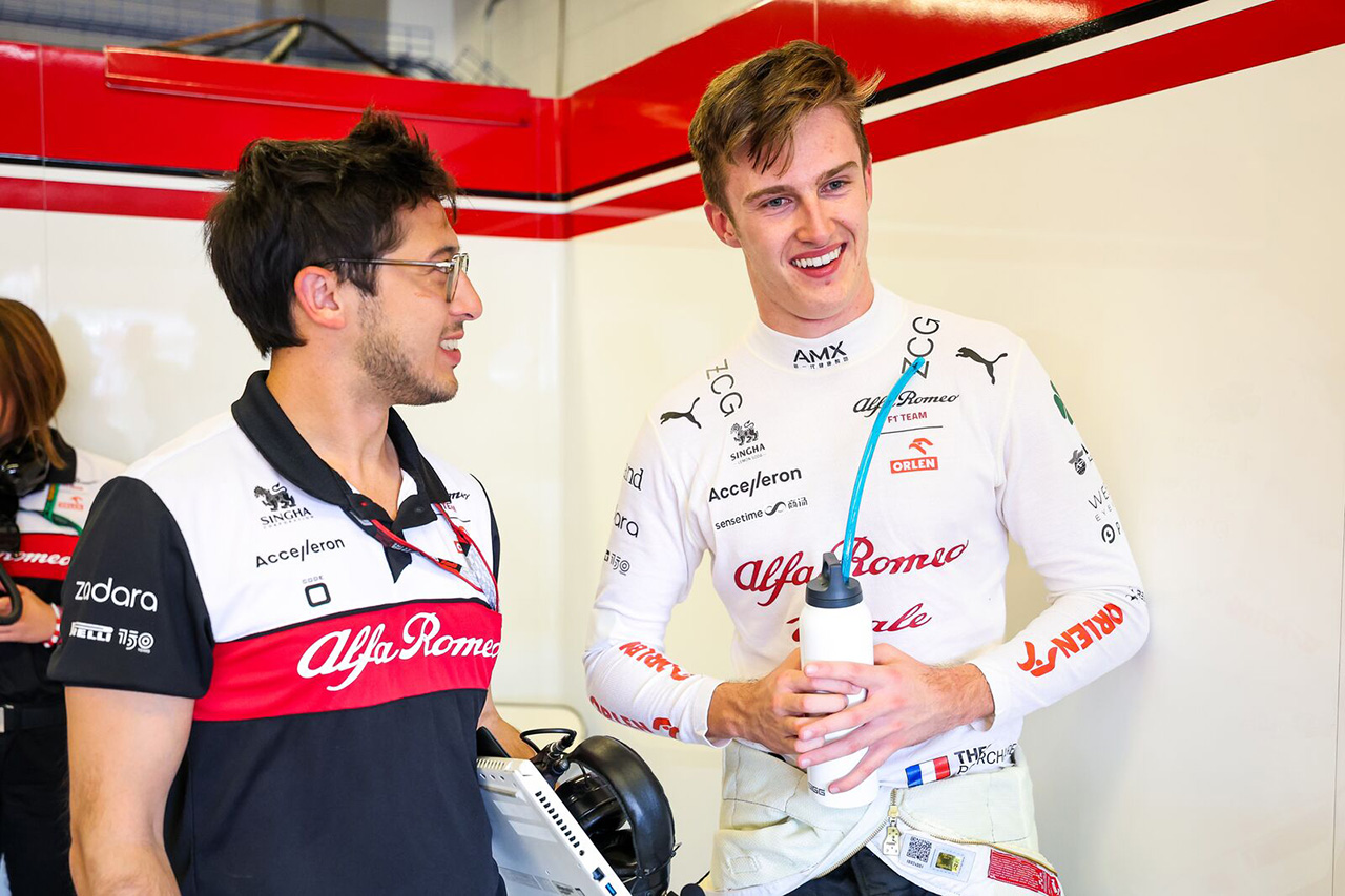 テオ・プルシェール、F1グランプリ週末デビューは「非常に強烈な経験」