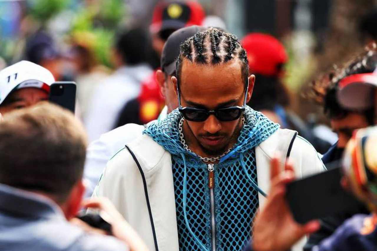 ルイス・ハミルトン、アロンソの“F1王座の価値”発言に無言の反論