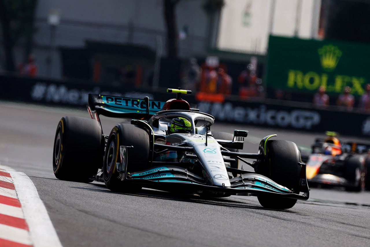 メルセデスF1代表 「ミディアム-ハードのタイヤ戦略は間違いだった」