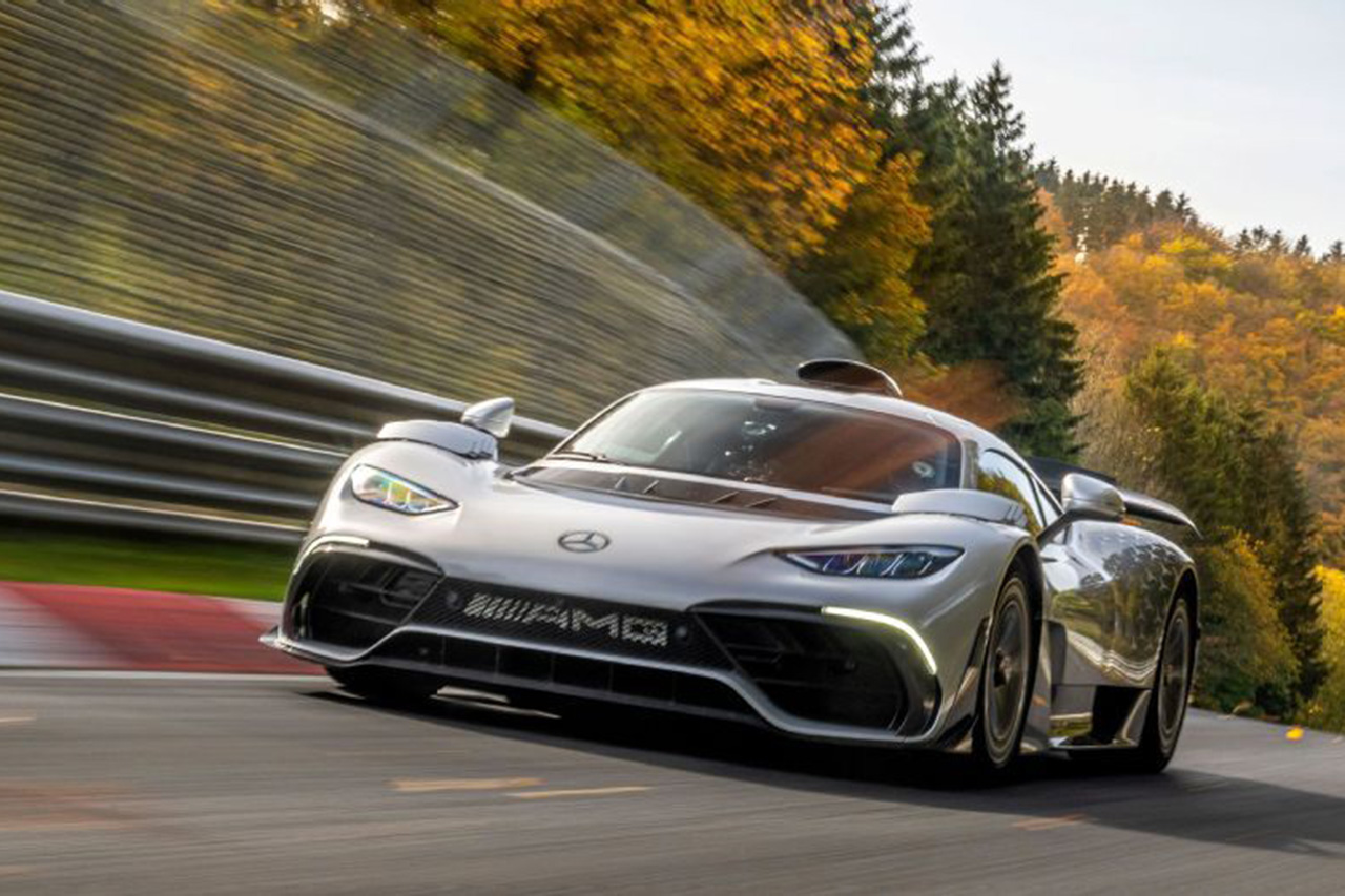 F1エンジン搭載のメルセデスAMG ONE、ニュルの市販車最速タイムを更新
