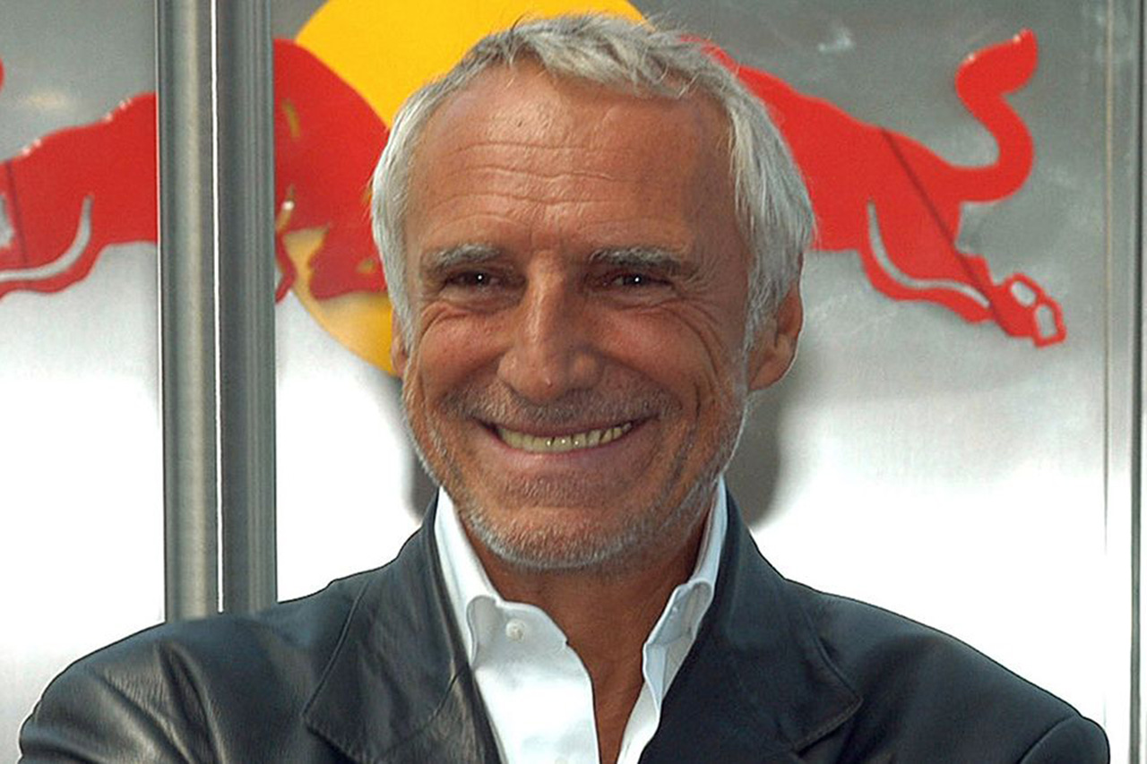 故ディートリッヒ・マテシッツ、レッドブル本社の従業員に40万円のボーナス