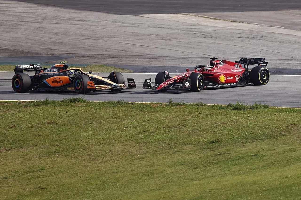 フェラーリF1のシャルル・ルクレール 「攻撃的なランド・ノリスに驚いた」