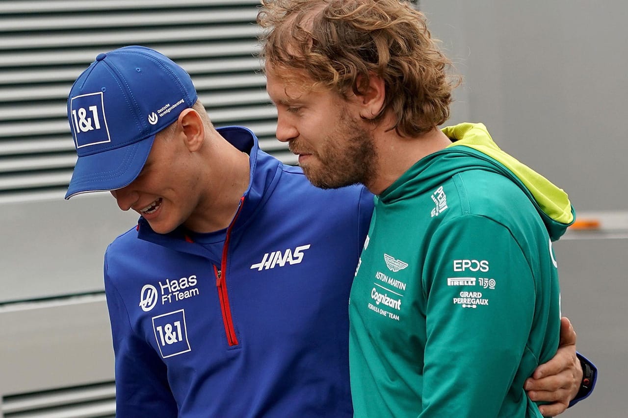 セバスチャン・ベッテル 「シューマッハを解雇したハースF1は理解不能」