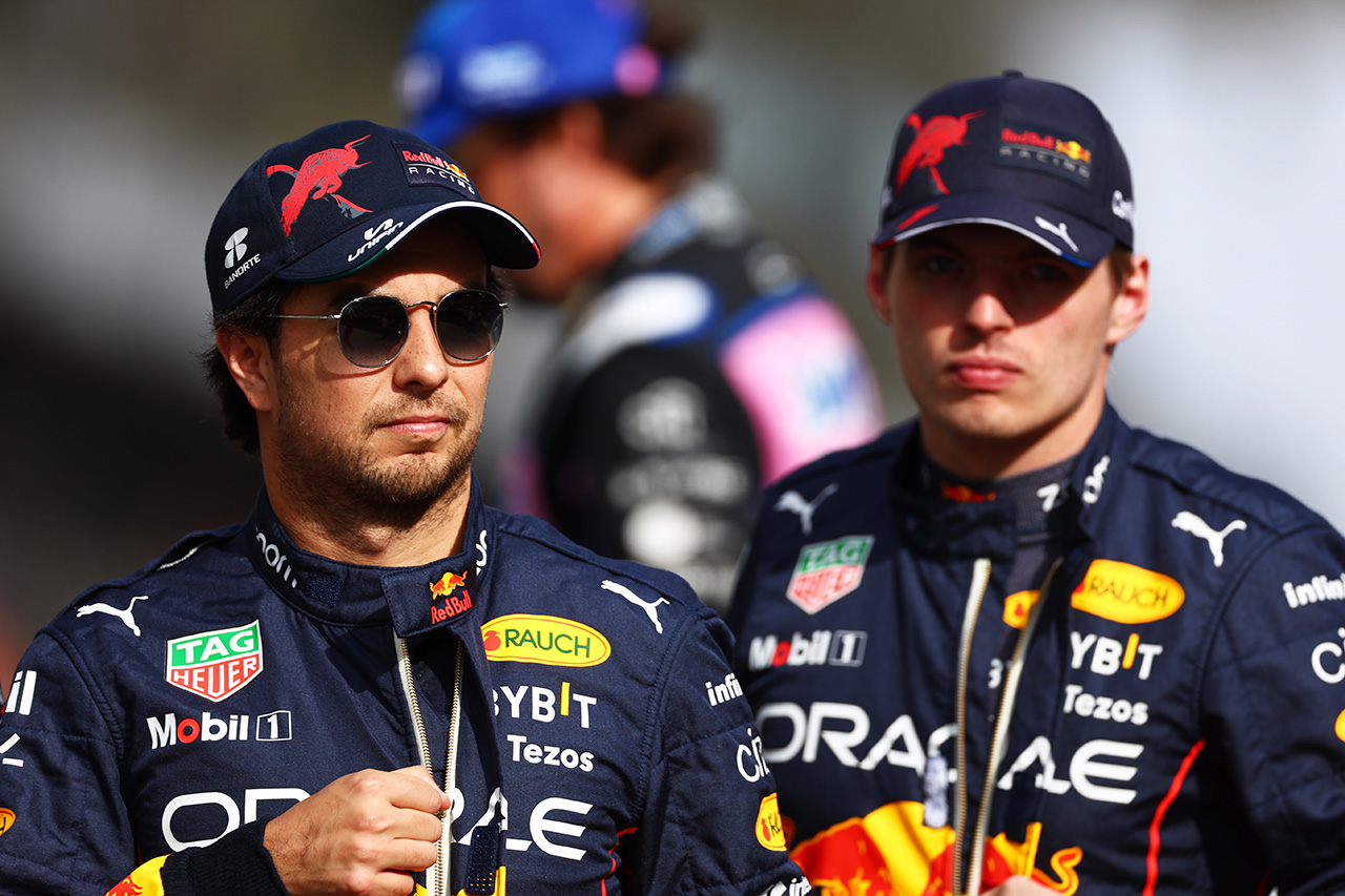 フェルスタッペン、レッドブルF1にペレスとリカルドの交代を要求？