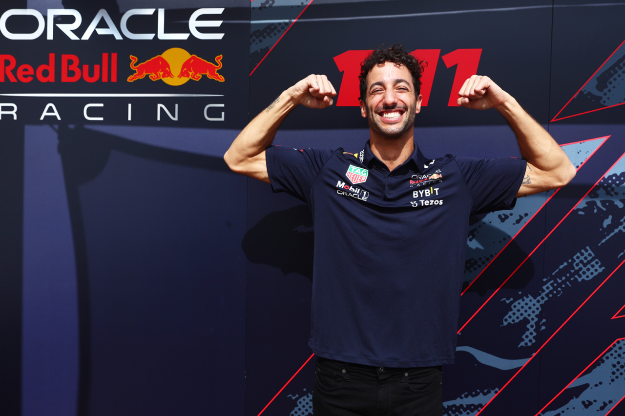 ダニエル・リカルドがメルセデスではなくレッドブルとのF1契約を選んだ理由