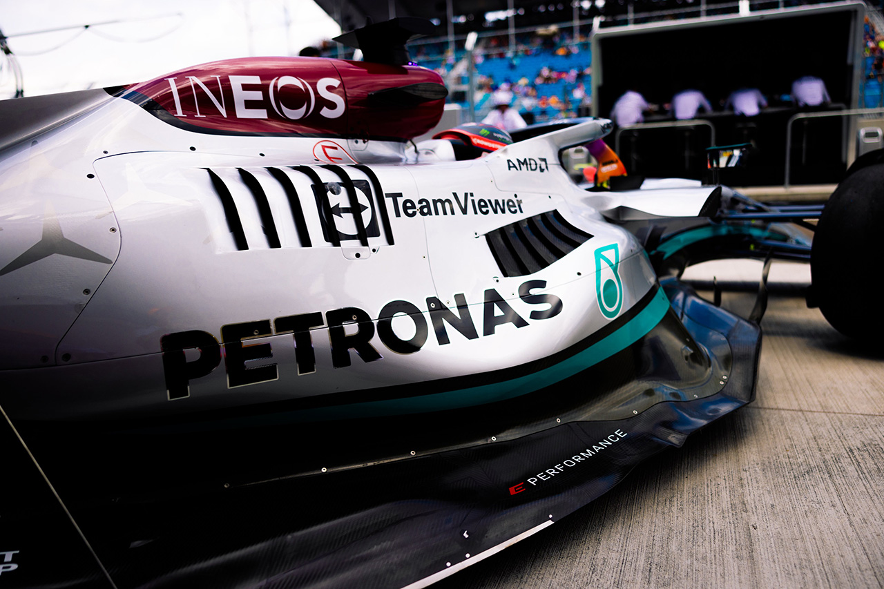 メルセデスF1 「レッドブルのサイドポッドのコピーは選択肢になかった」