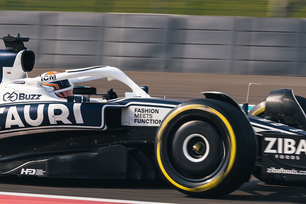 ニック・デ・フリース、アルファタウリF1のタイヤテストに参加