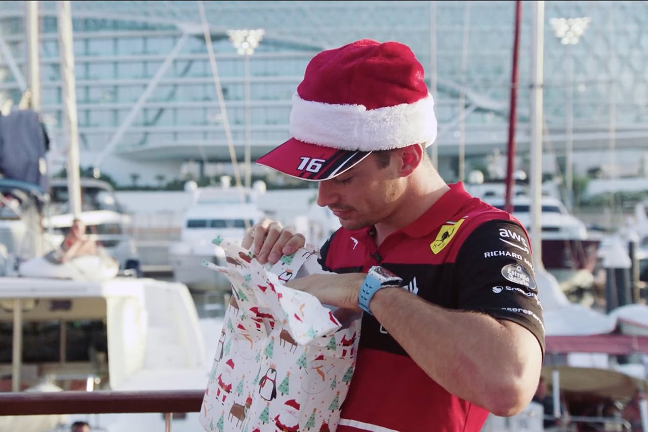 【動画】 毎年恒例 F1ドライバーの“シークレットサンタ”が2022年も開催