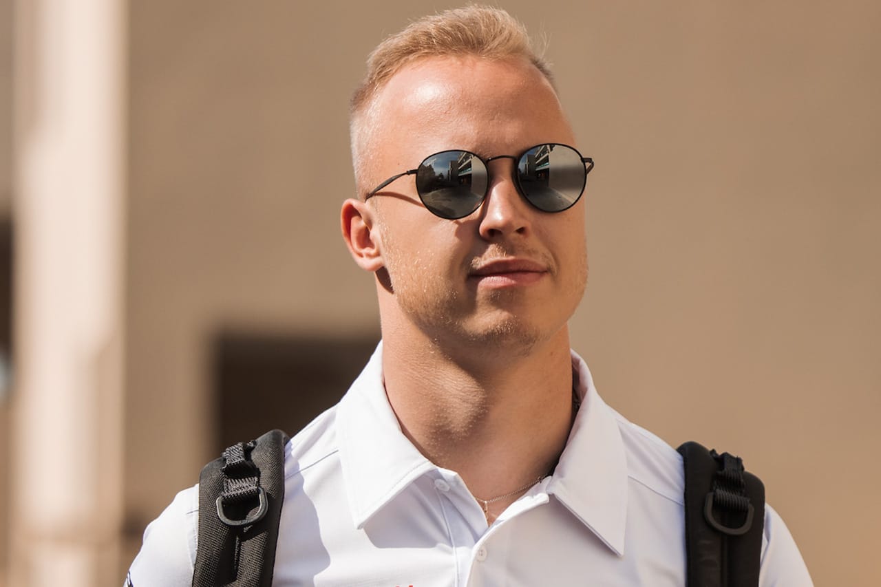 元F1ドライバーのニキータ・マゼピン、レースへの復帰を示唆