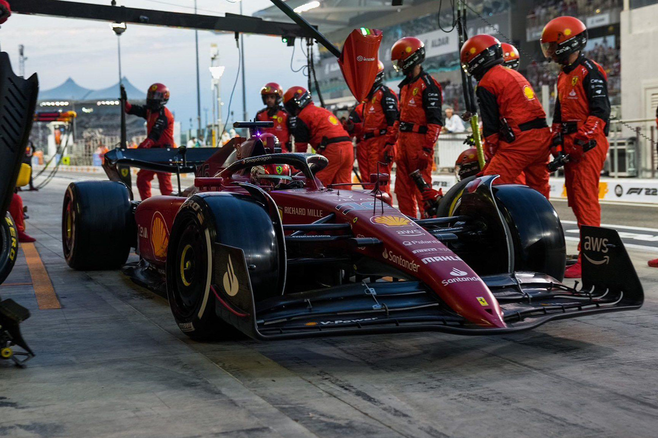 フェラーリF1、打倒レットブルを目指して「ピットストップ練習1000回」