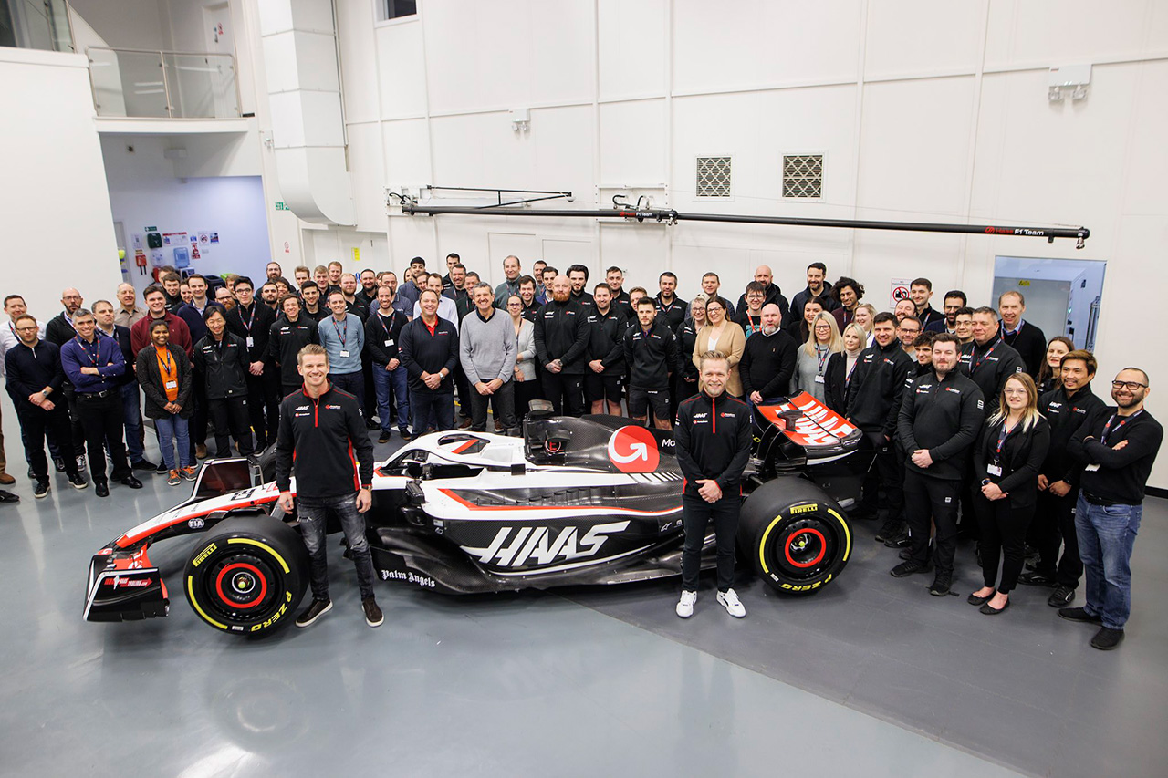 ハースF1チーム、2023年F1マシン『VF-23』の実車を初公開