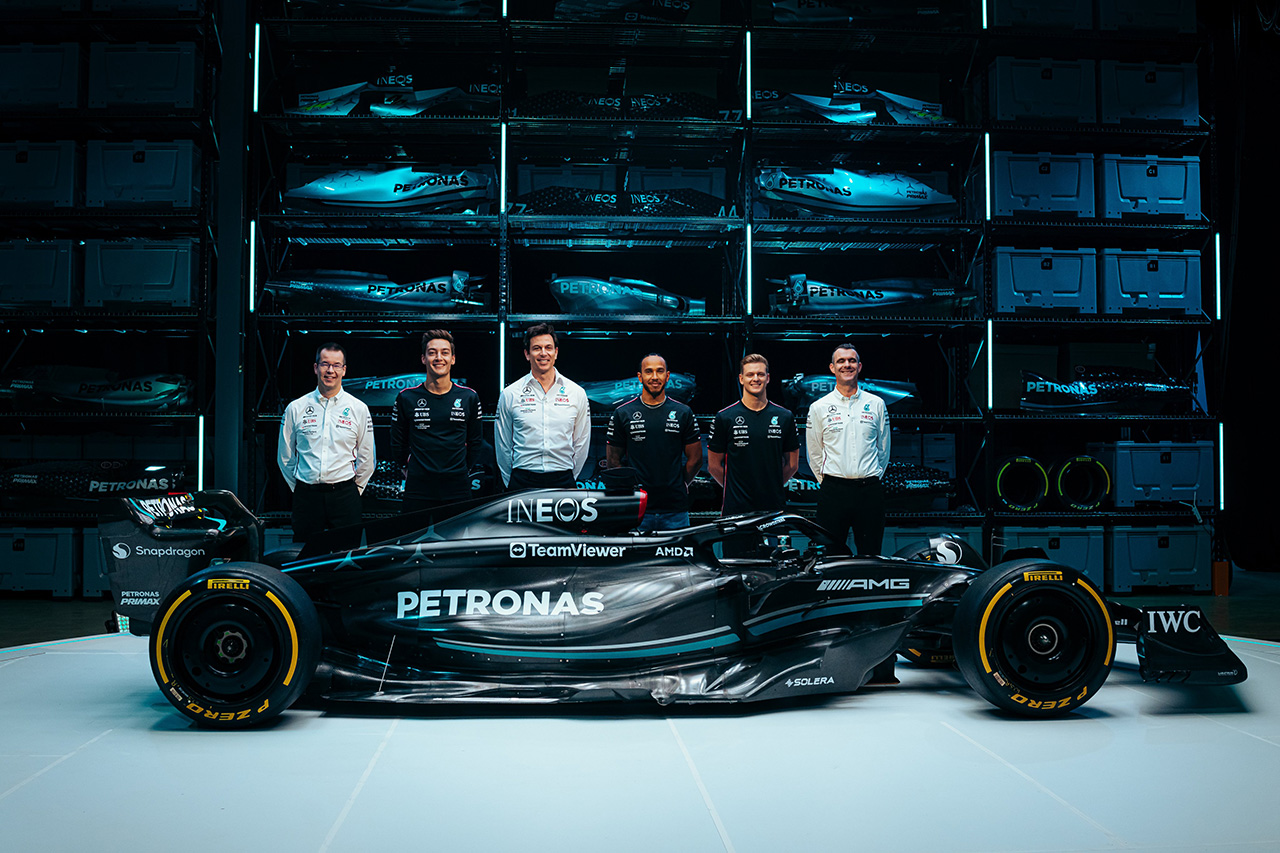 メルセデスF1、W14を発表 「新しいシーズン、新しい挑戦、新しいマシン」