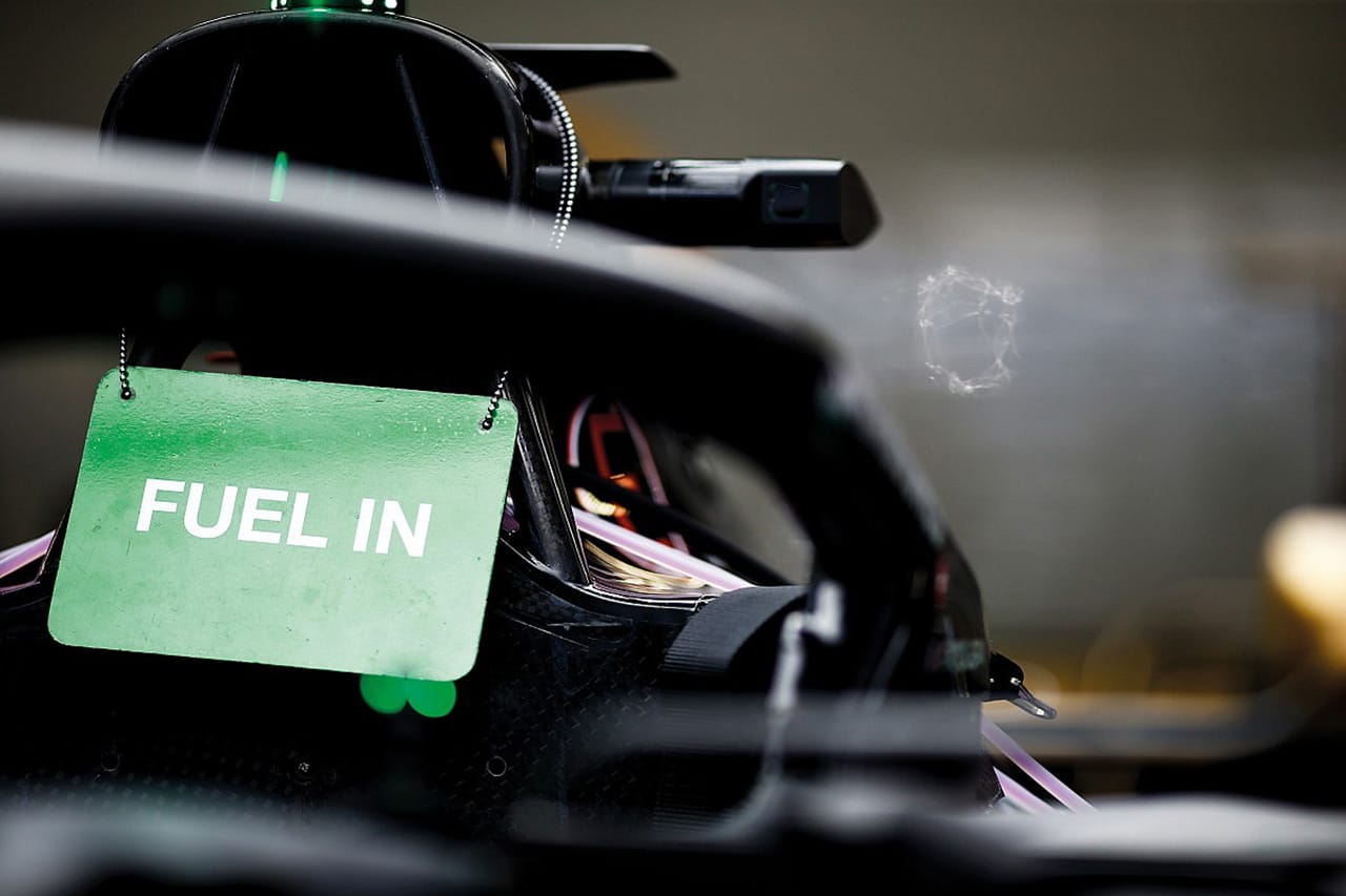 F1、持続可能な燃料への挑戦が最高の頭脳を刺激