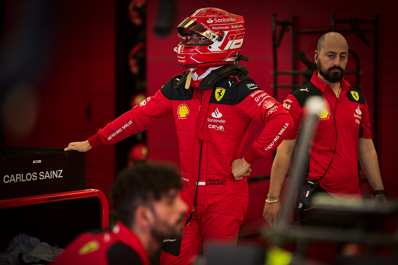 シャルル・ルクレール、フェラーリの2023年F1マシンは「コーナーで遅くなる」