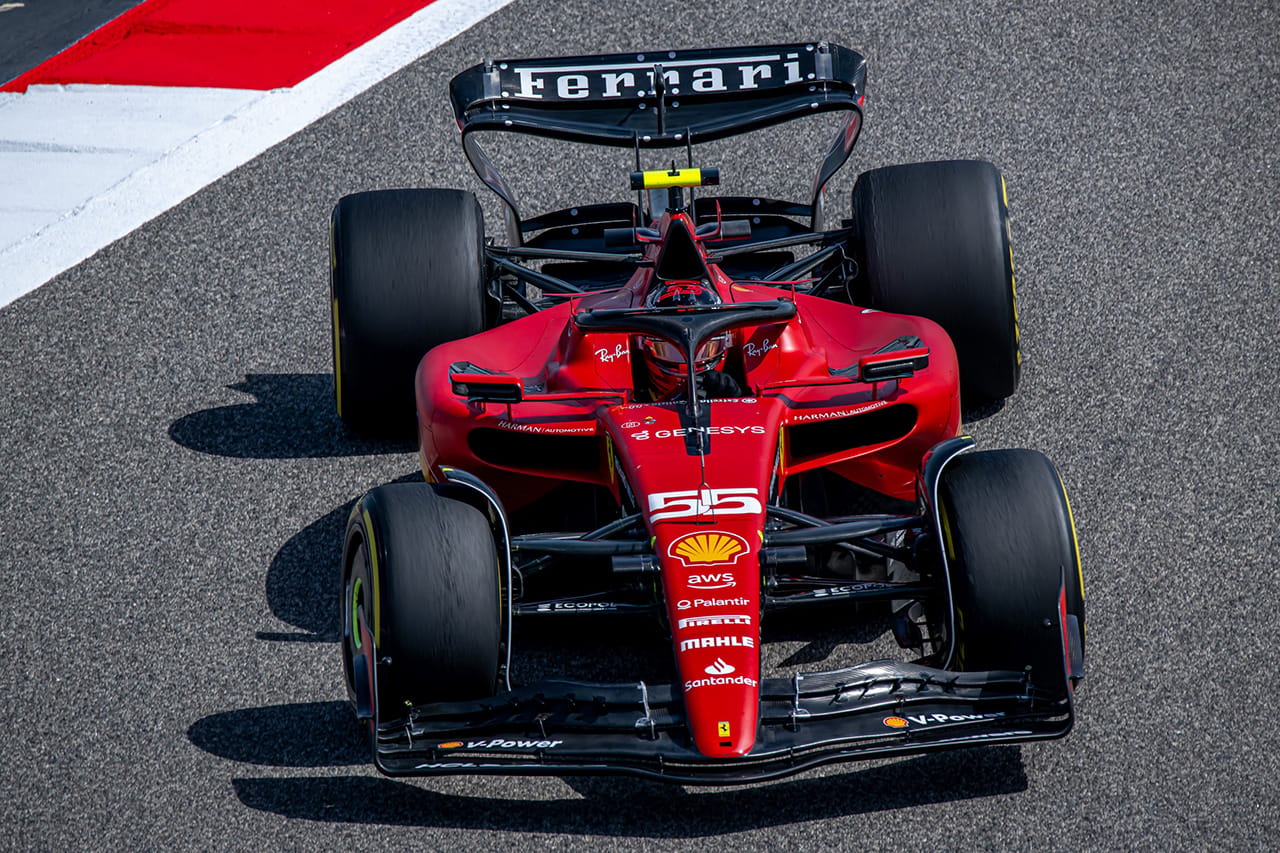 レッドブルF1首脳 「フェラーリとメルセデスのポーパシングは驚き」