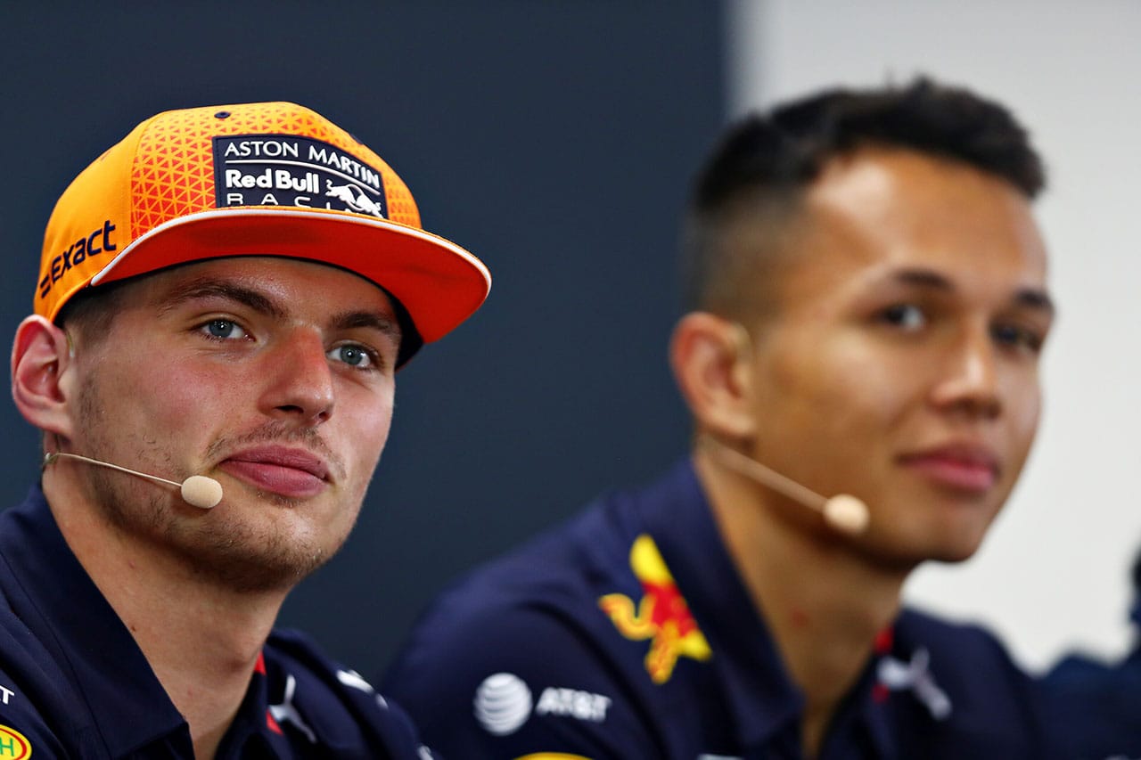 アルボン 「レッドブルのF1マシンはフェルスタッペン中心に構築」