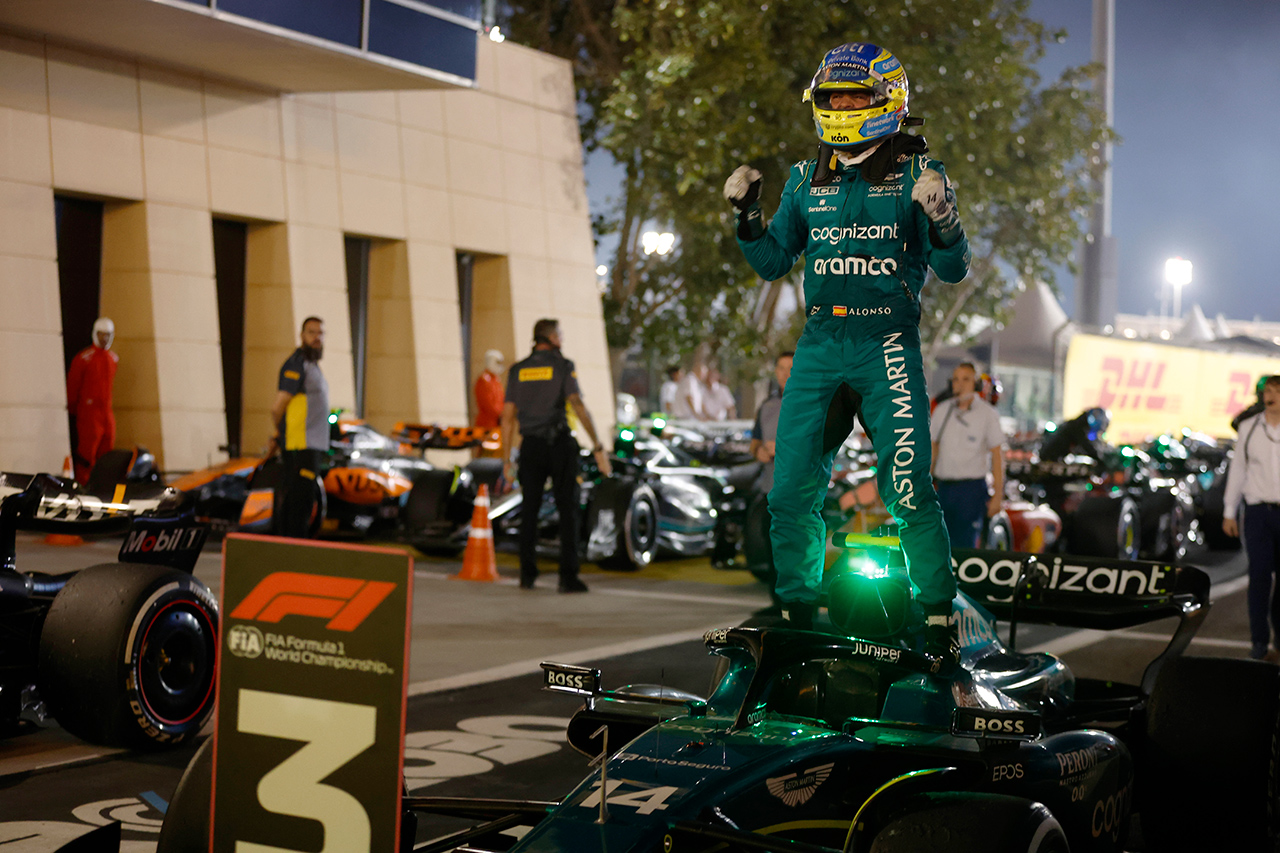 レッドブルF1代表、アストンに皮肉「我々の古い車が活躍するのは良いこと」