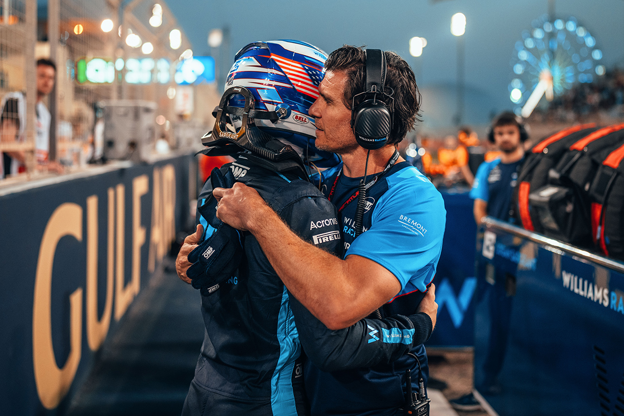 ローガン・サージェント、F1デビューの道を共に歩んだトレーナーに敬意