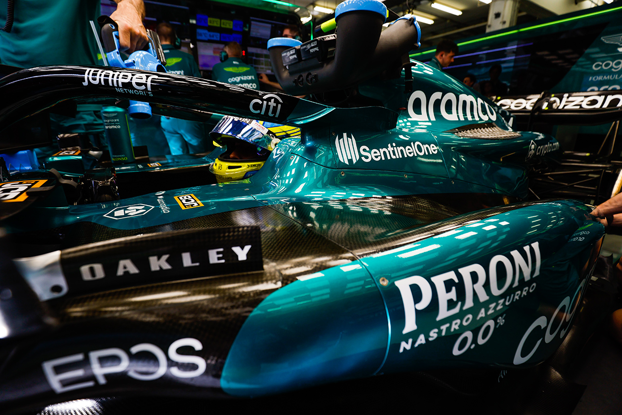 アルファタウリF1代表 「アストンはレッドブルと同じ車を作って緑に塗った」