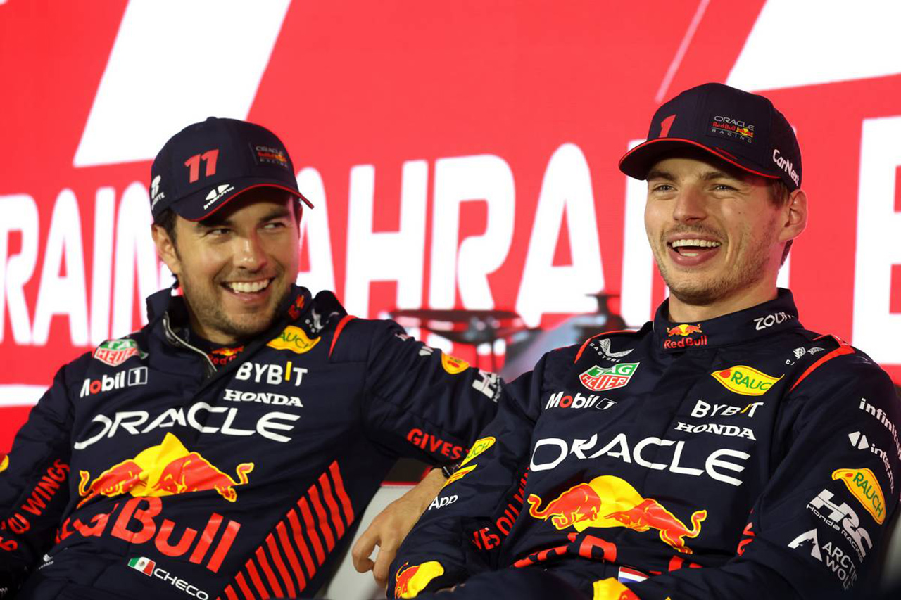 レッドブルF1首脳 「ペレスの功績はフェルスタッペンの隣で生き残ったこと」