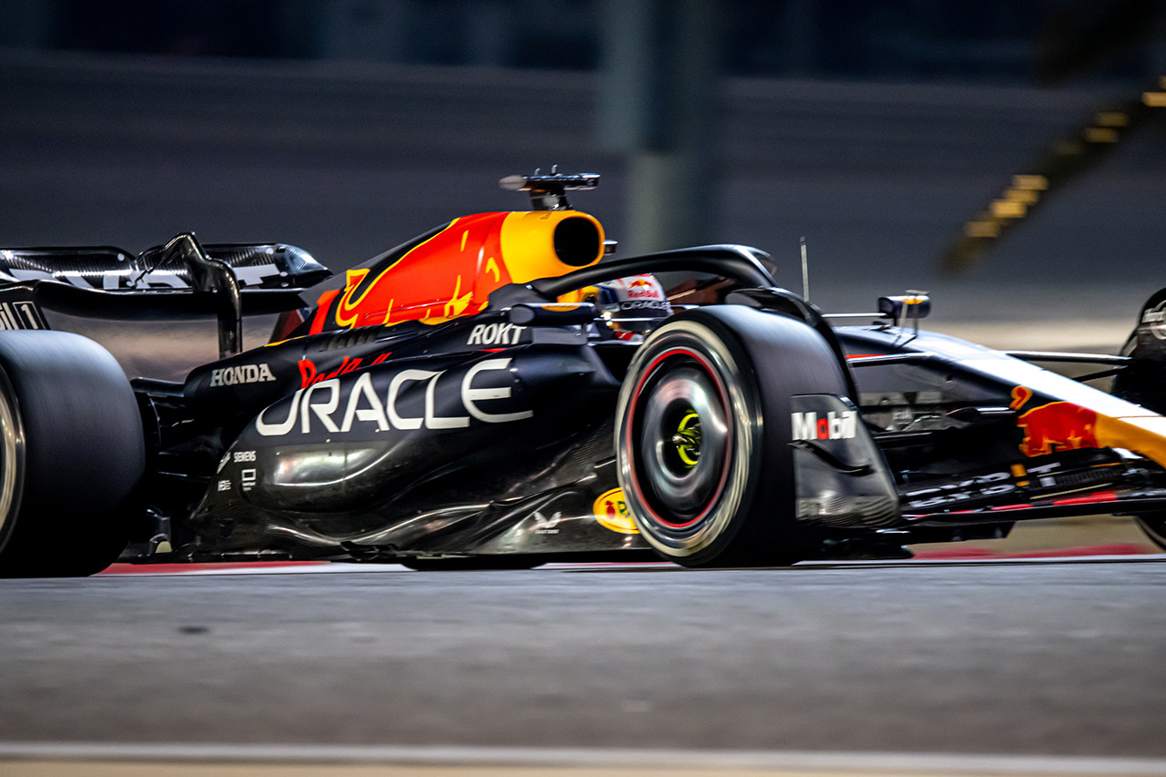レッドブルF1、フェルスタッペンのバーレーンでの問題の原因はまだ不明