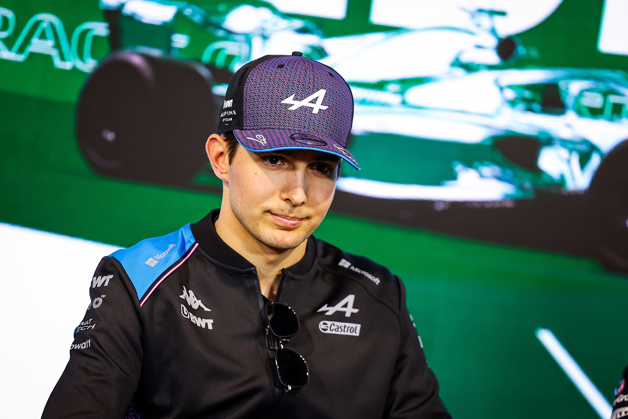 エステバン・オコン、F1バーレーンGPの3つのペナルティについてFIAと対話