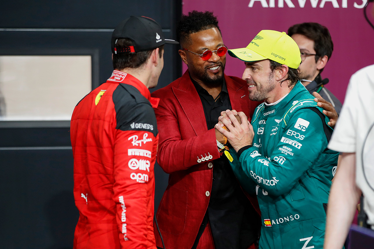 アロンソ 「レッドブルF1は別次元」「フェルスタッペンは表彰台に立つ」