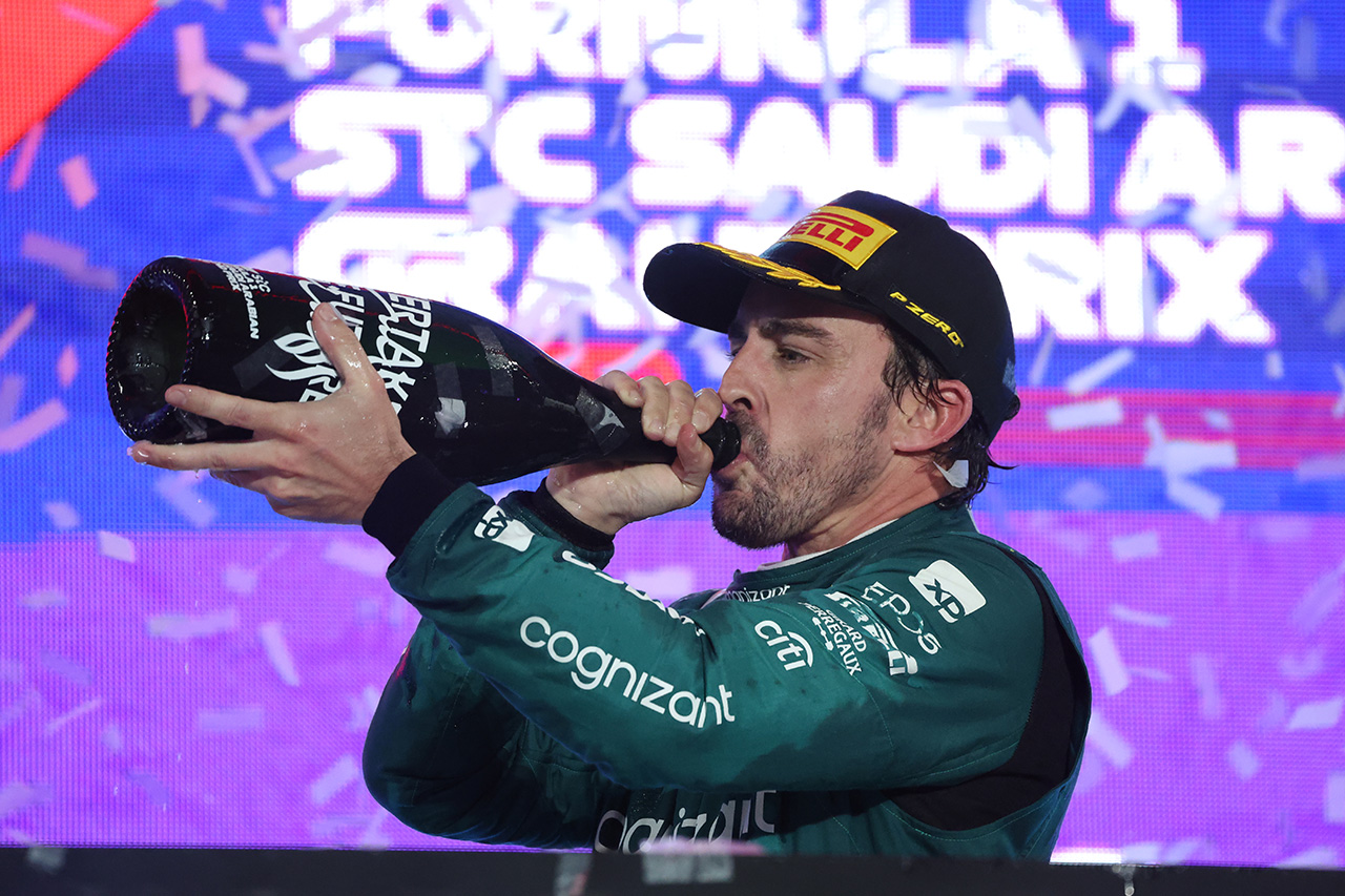 レッドブルF1首脳 「フェルナンド・アロンソは3度目の春を迎えている」