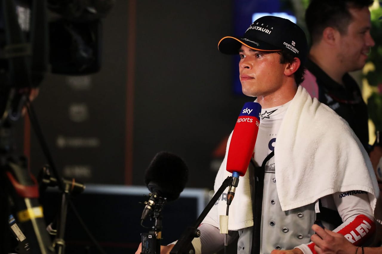 アルファタウリF1代表、デ・フリースを信頼「良いマシンを与えられてない」