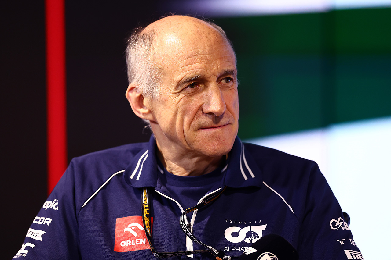 アルファタウリF1代表のフランツ・トスト、2026年までの引退を示唆