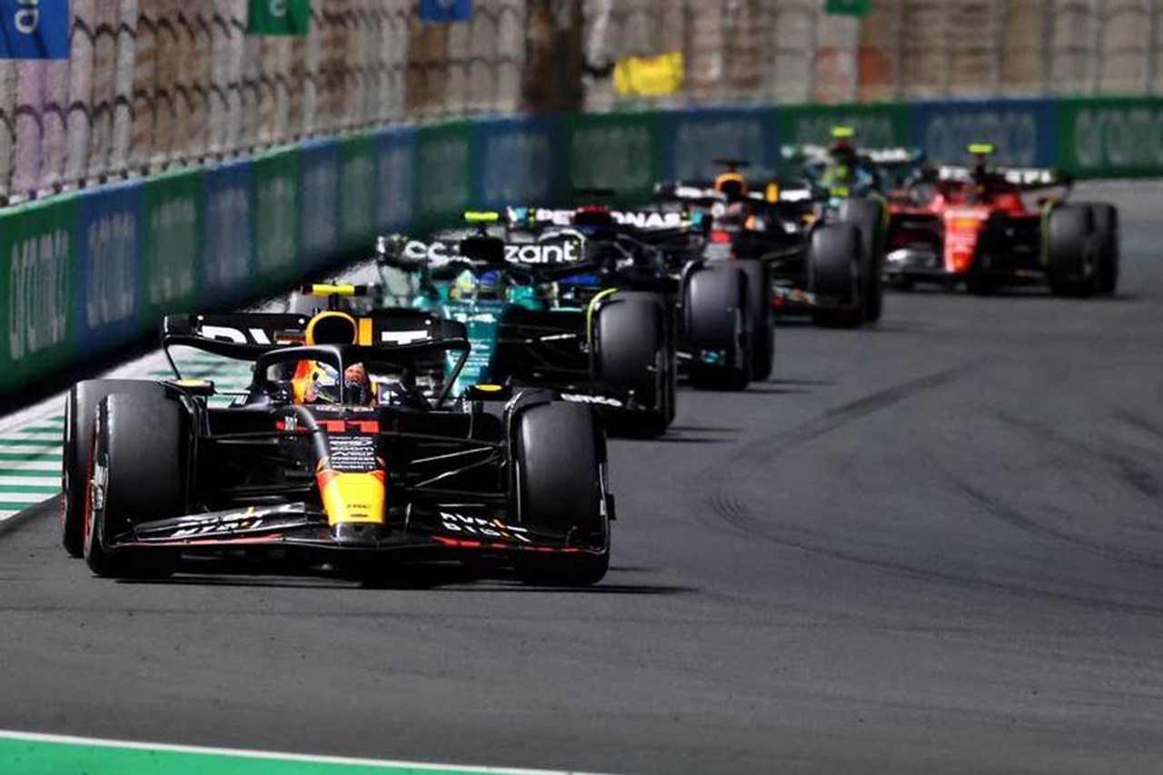 マクラーレンF1代表 「レッドブルに追いつけないことに言い訳はできない」