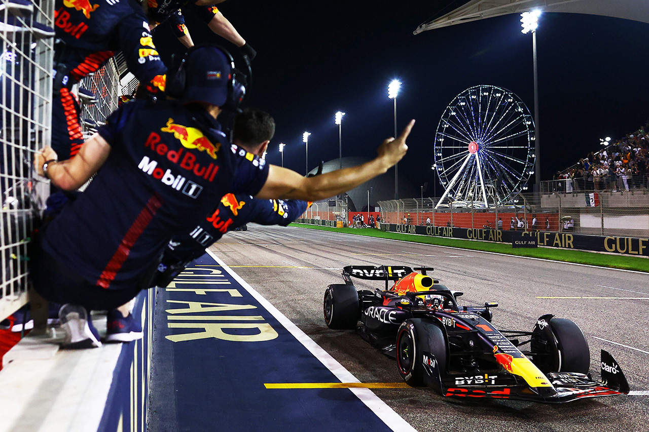 レッドブルF1代表、フェンス登り禁止令に困惑「グランプリレースの一部」