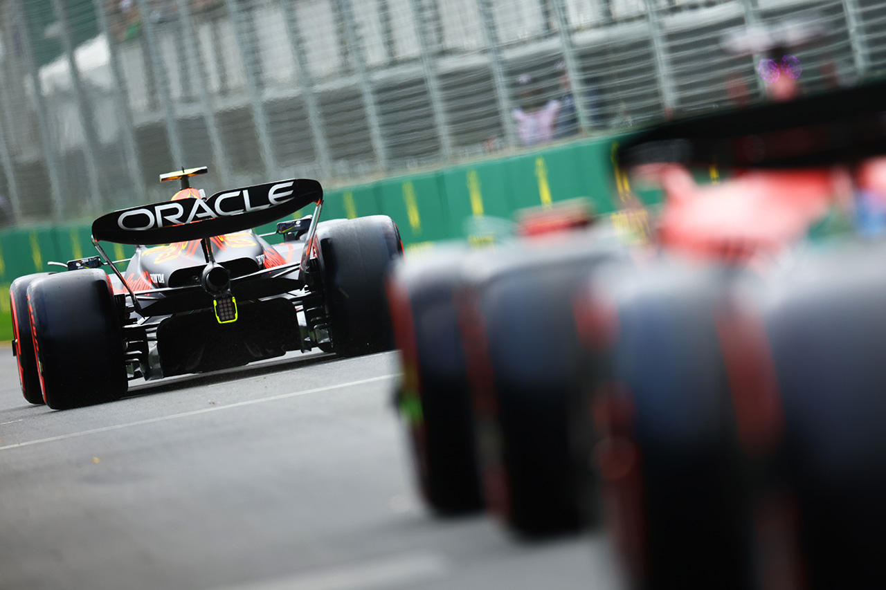 F1オーストラリアGP決勝：ペレスとボッタスがピットレーンスタート