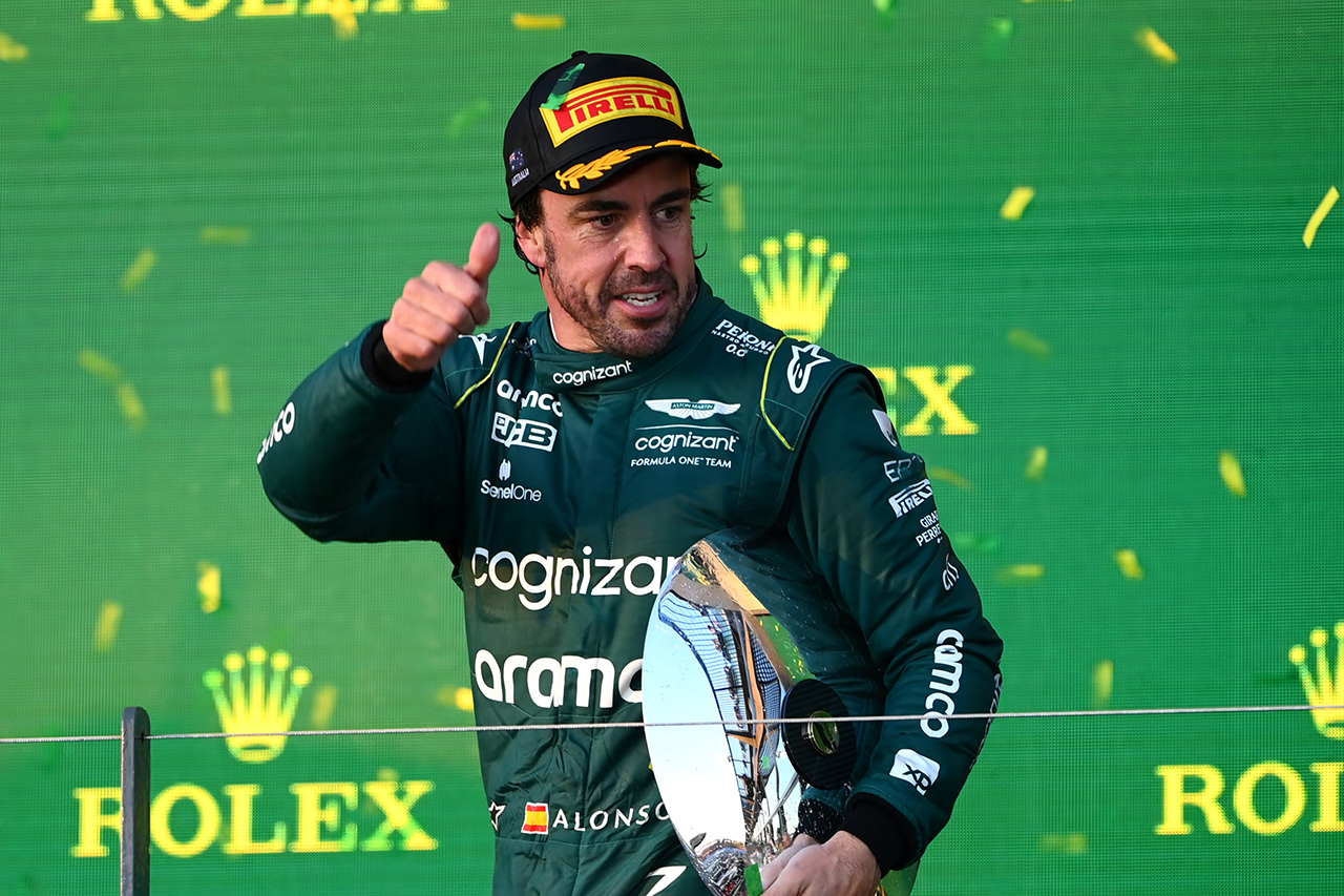 アロンソ、3戦連続表彰台のレース展開は「感情のジェットコースター」