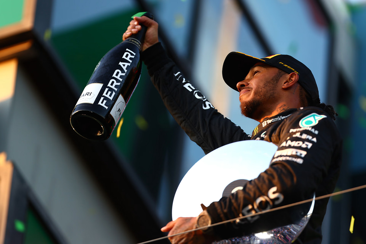 メルセデスF1 「学び続けることが頻繁に上位に挑戦するための鍵」