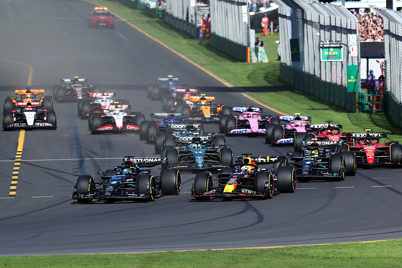 F1、新規参入チームの希釈防止料の値上げをCEOが強く示唆