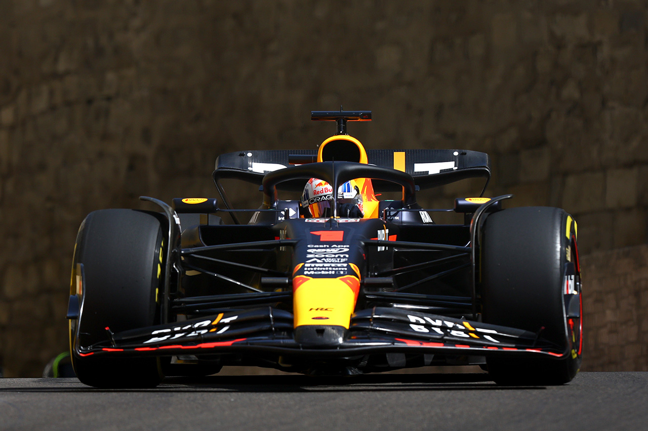 フリー走行：レッドブルF1のフェルスタッペンが僅差でトップタイム