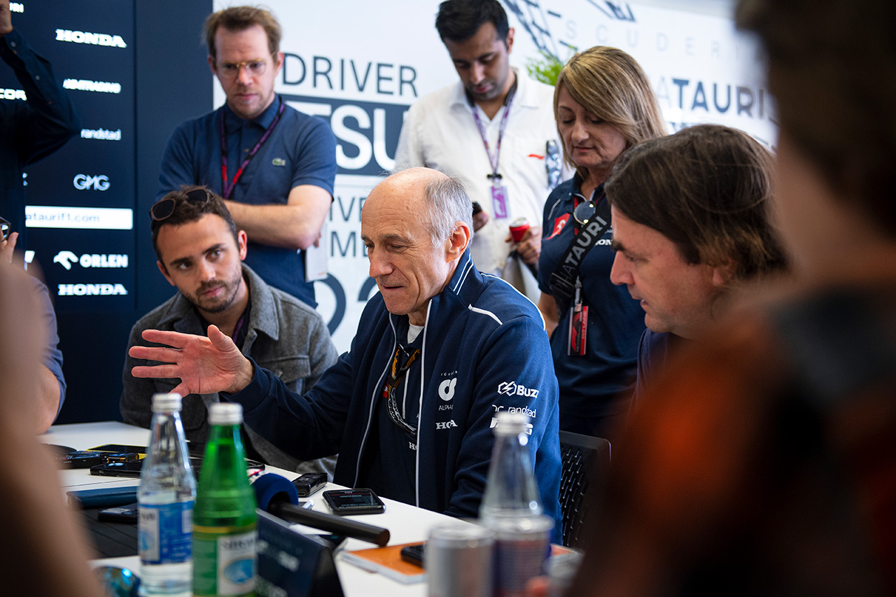 アルファタウリF1代表、ローラン・メキース代表就任の“強引”な発表を否定